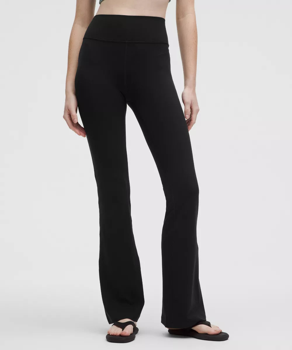 Groove Hose mit ausgestelltem Bein und hohem Bund