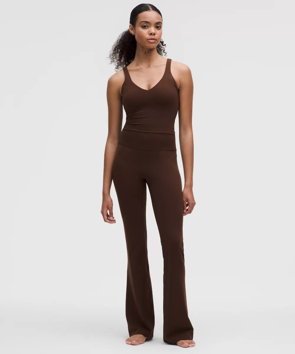 Groove Hose mit ausgestelltem Bein und hohem Bund