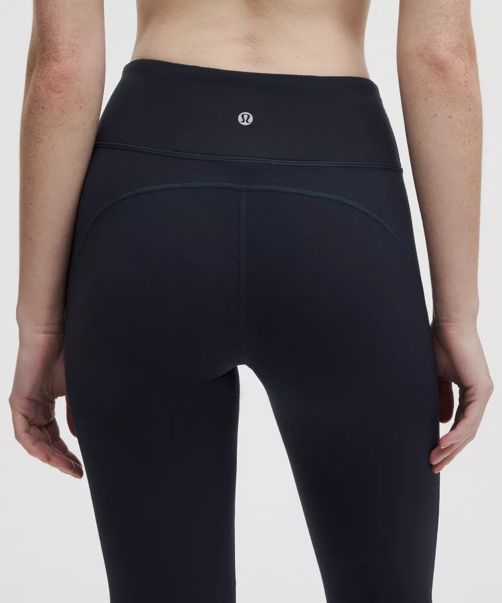 Groove Hose mit ausgestelltem Bein und hohem Bund