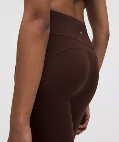 Groove Hose mit ausgestelltem Bein und hohem Bund